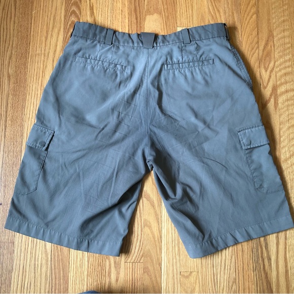 Nike DriFit Golf shorts - Picture 6 of 6